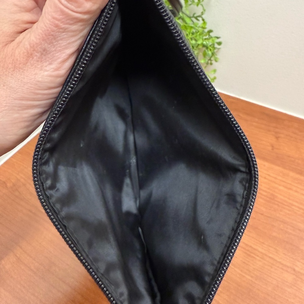 Victoria's Secret Black Sequin Clutch/Make Up Bag - Picture 4 of 5